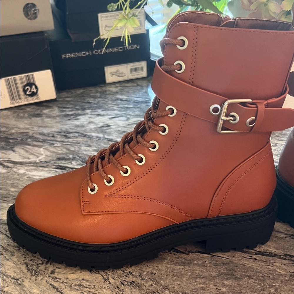 Women's Tan Lace-Up Ankle Boots